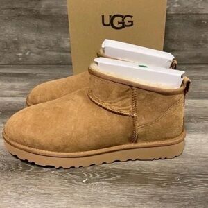 NIB UGG classic Ultra Mini Women’s Chestnut Boots Size 9